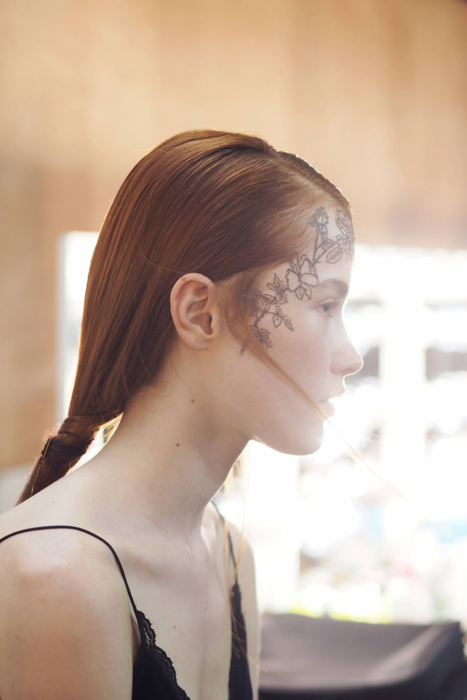phyllis cohen face lace bora aksu london fashion week s/s16