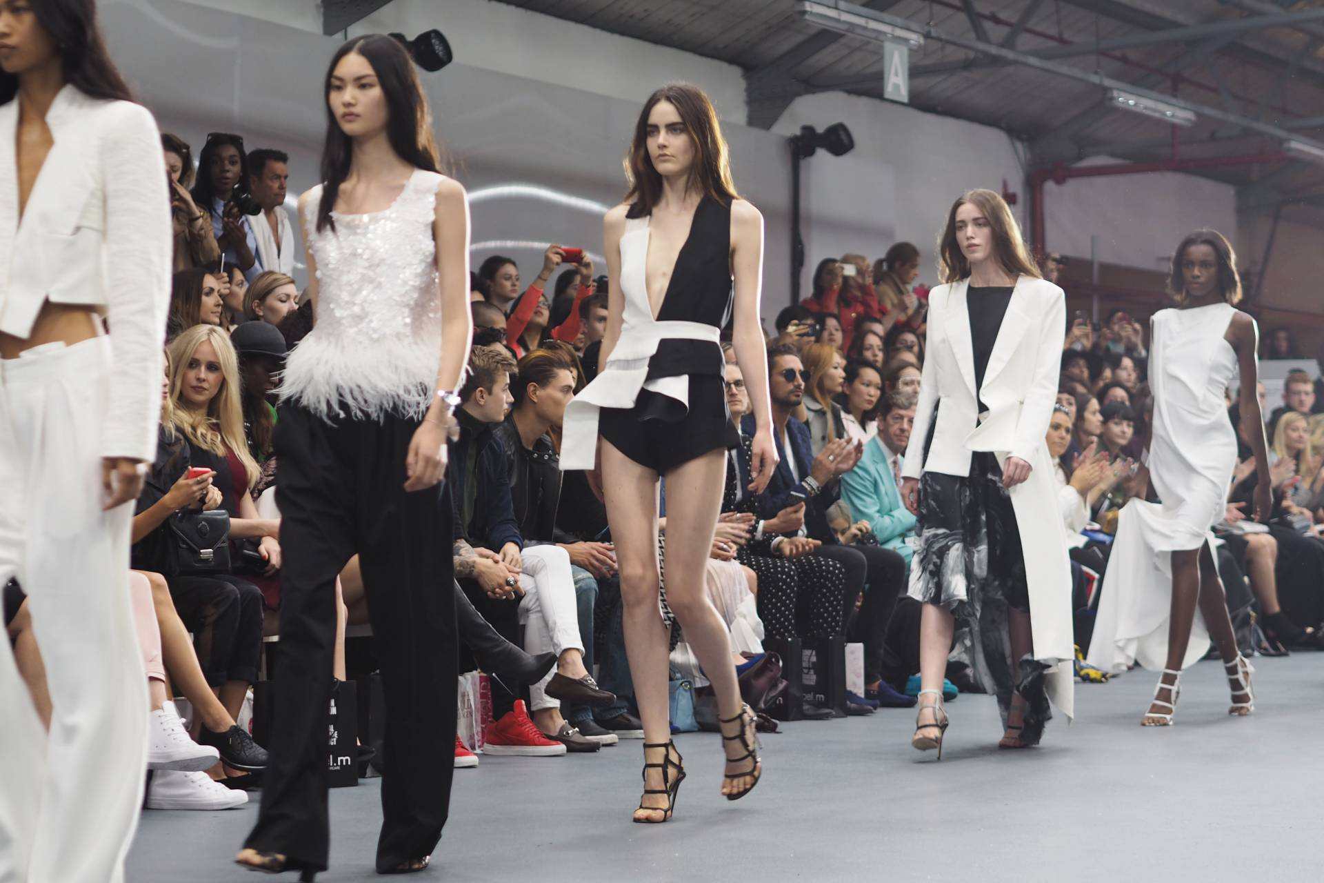 Jean Pierre Braganza S/S16 London Fashion Week