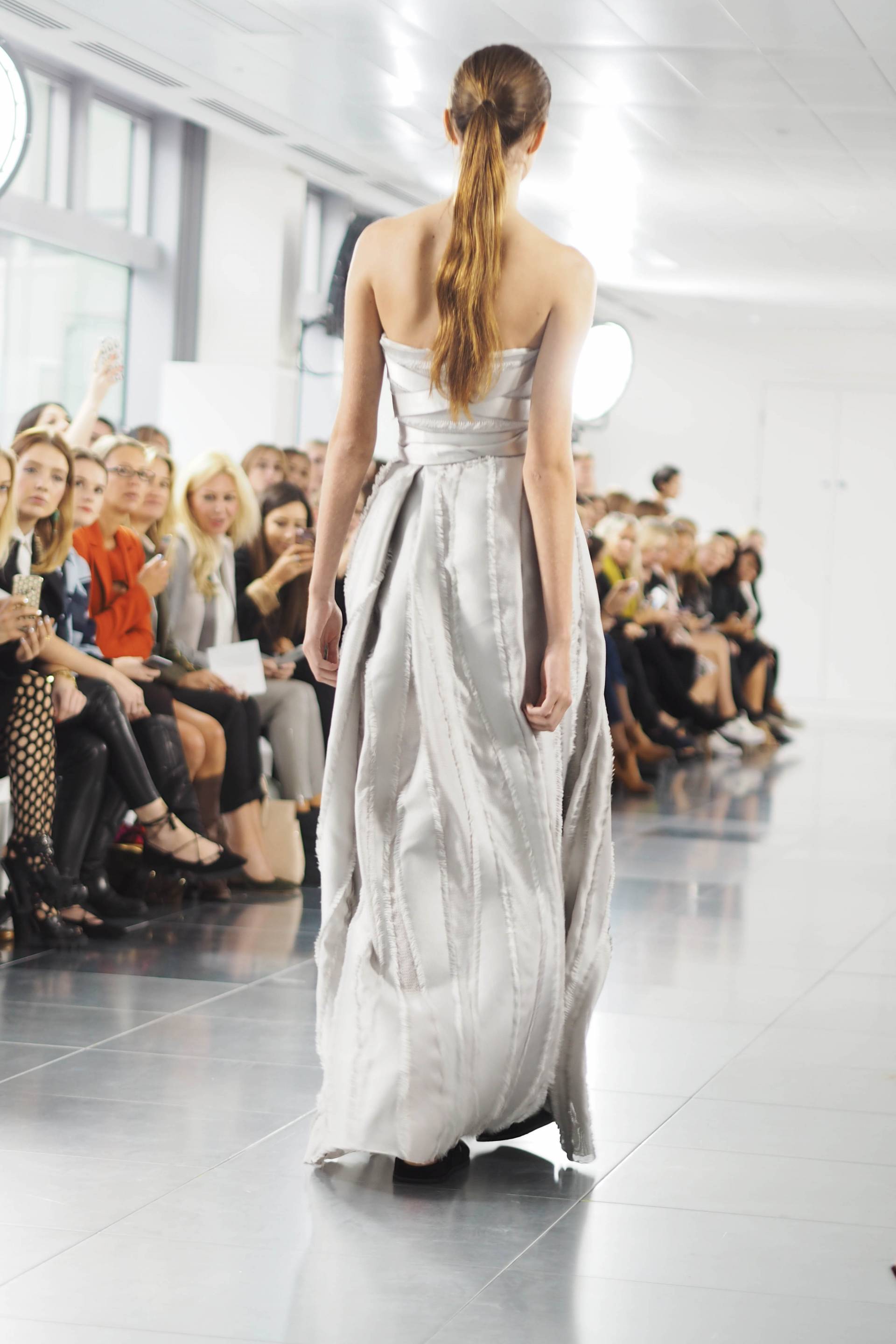 Amanda Wakeley London Fashion Wek Spring Summer 2016 Inthefrow.com