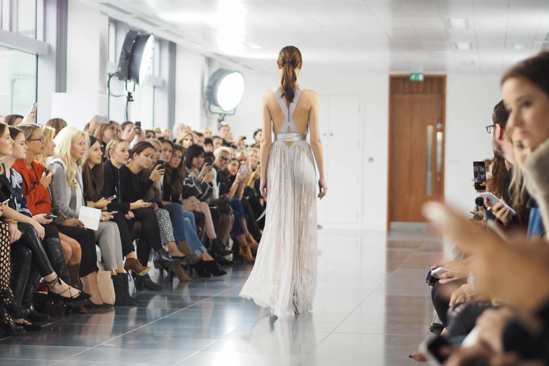 Amanda Wakeley London Fashion Wek Spring Summer 2016 Inthefrow.com
