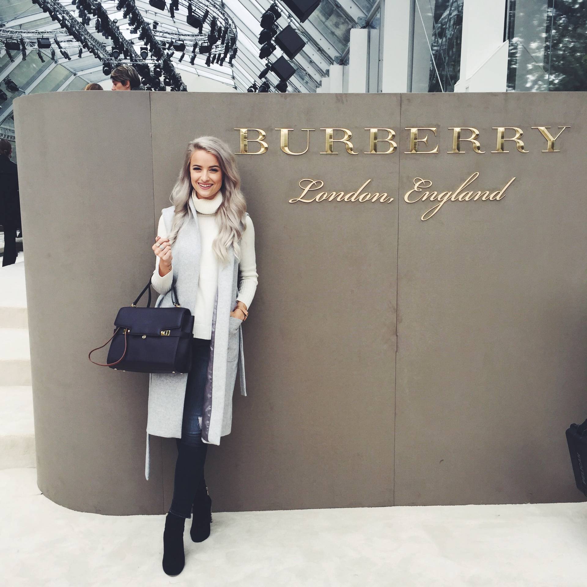 Burberry Spring/Summer 2016 London Fashion Week inthefrow.com