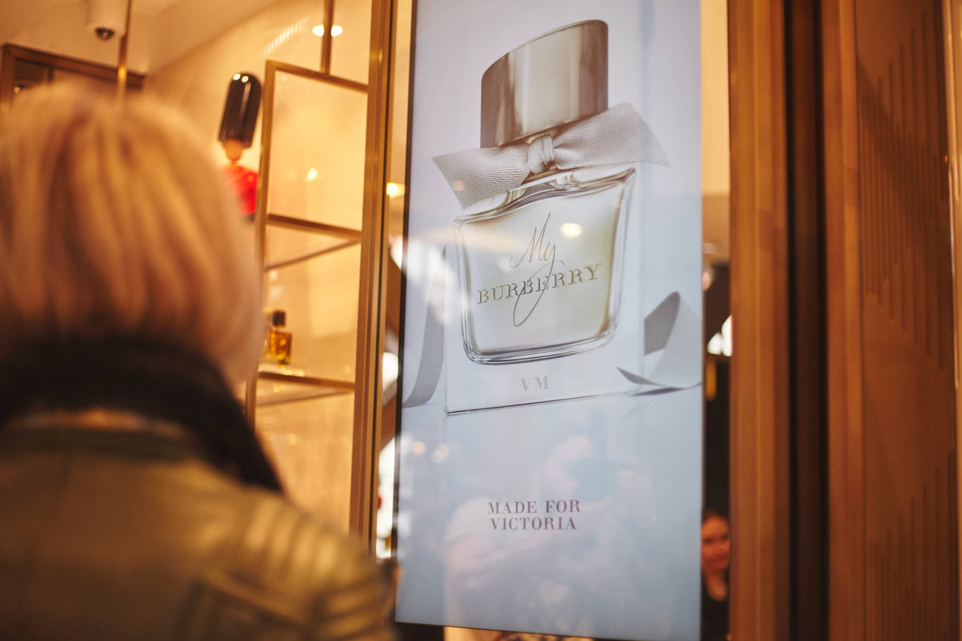 In The Frow-Burberry Beauty - Amber-RosePhotography 37