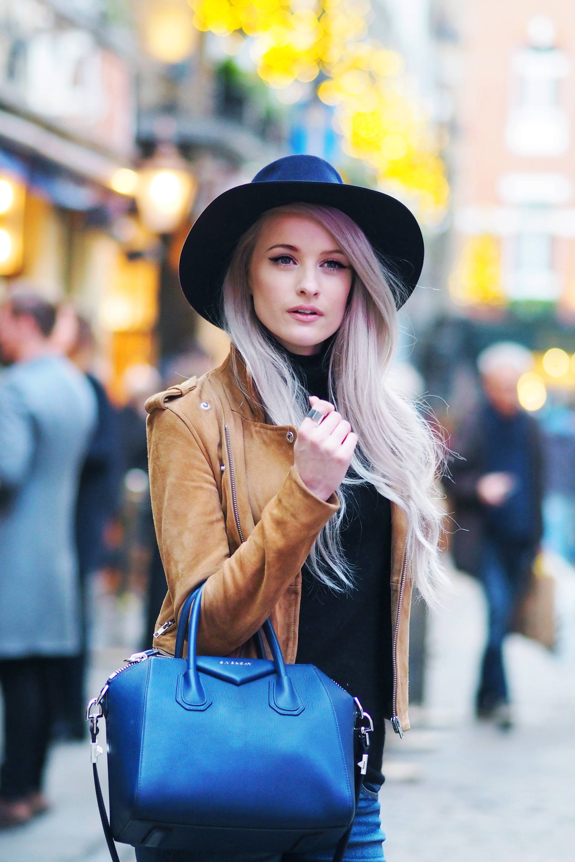 How to Style the Givenchy Antigona - Inthefrow