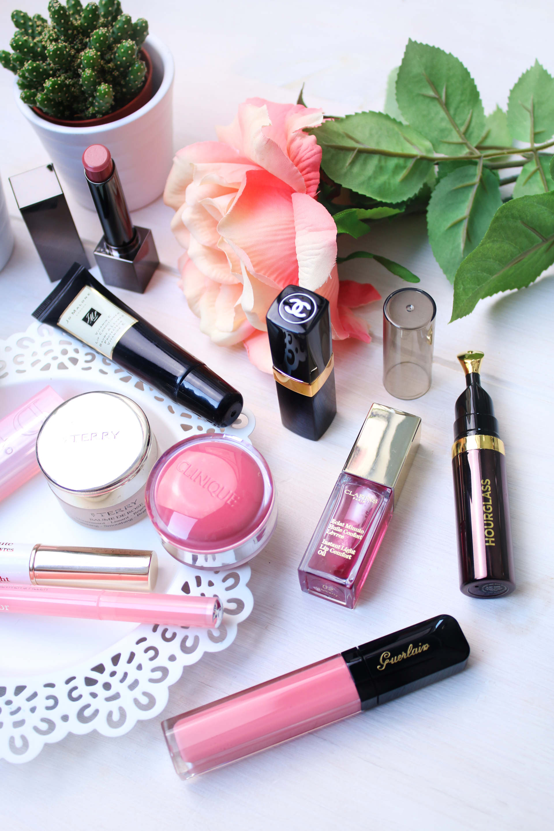 CHANEL Lip Balms & Treatments