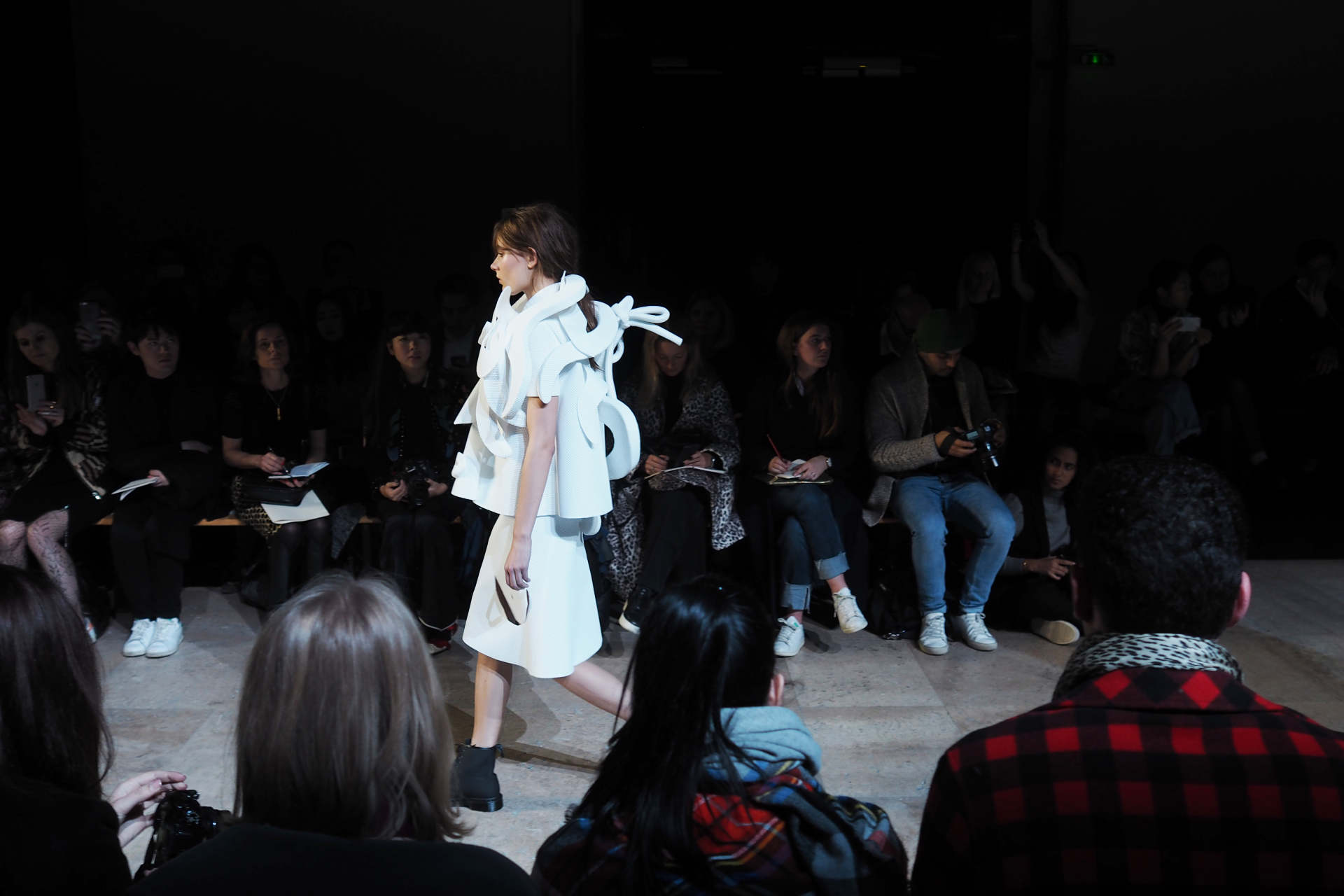 OLYMPUS DIGITAL CAMERA viktor and rolf couture 2016