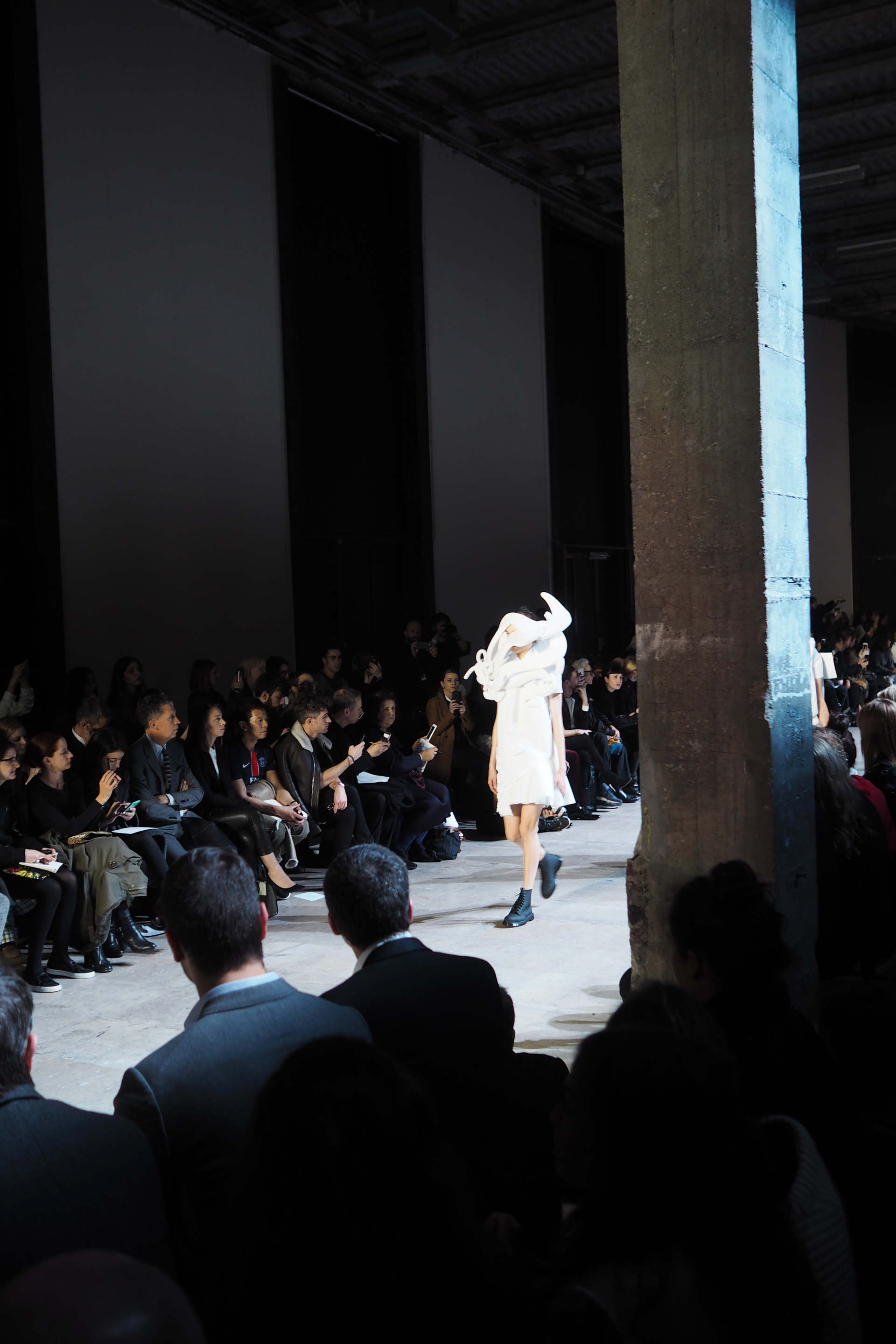 OLYMPUS DIGITAL CAMERA viktor and rolf couture 2016