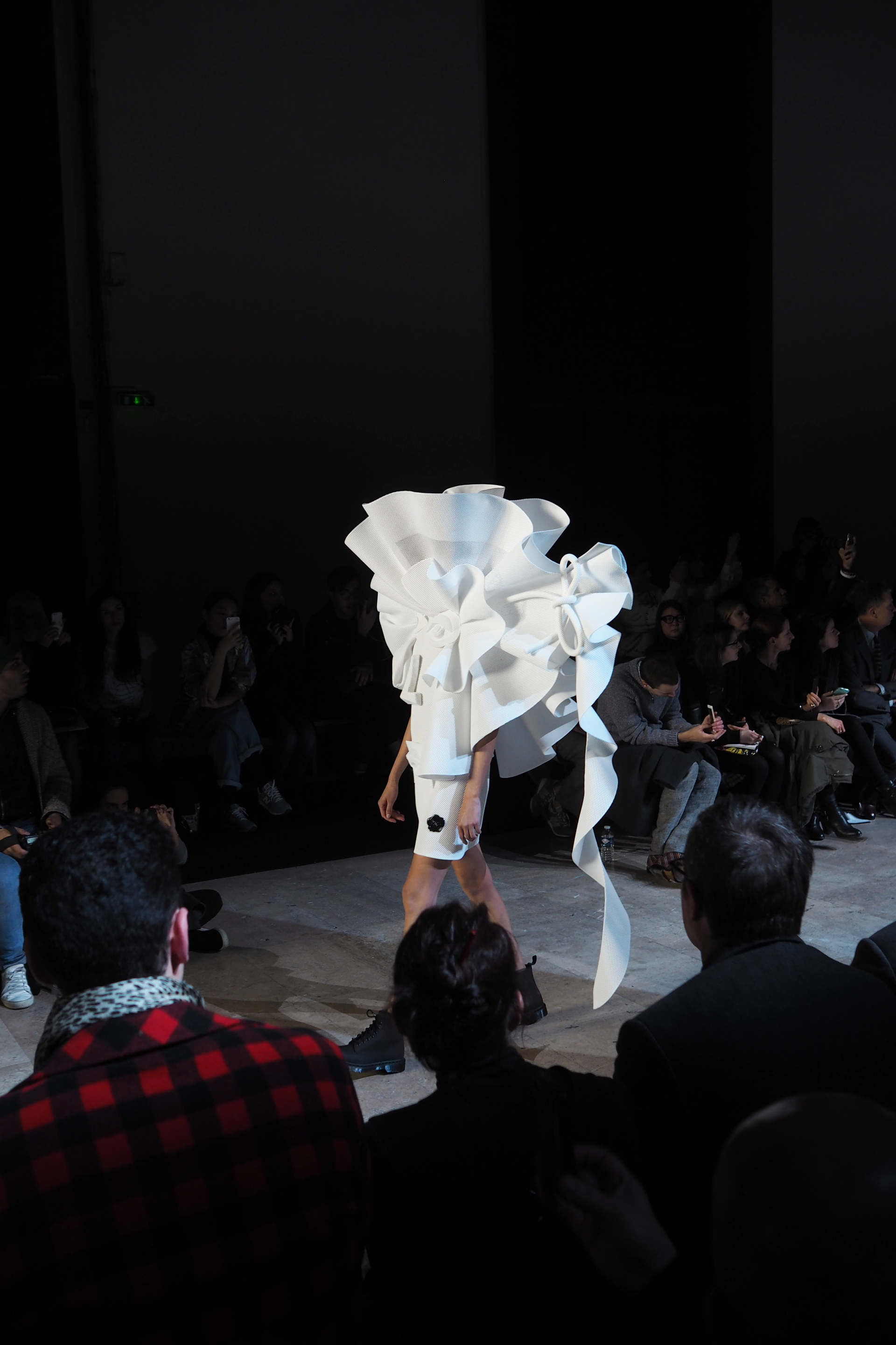 OLYMPUS DIGITAL CAMERA viktor and rolf couture 2016