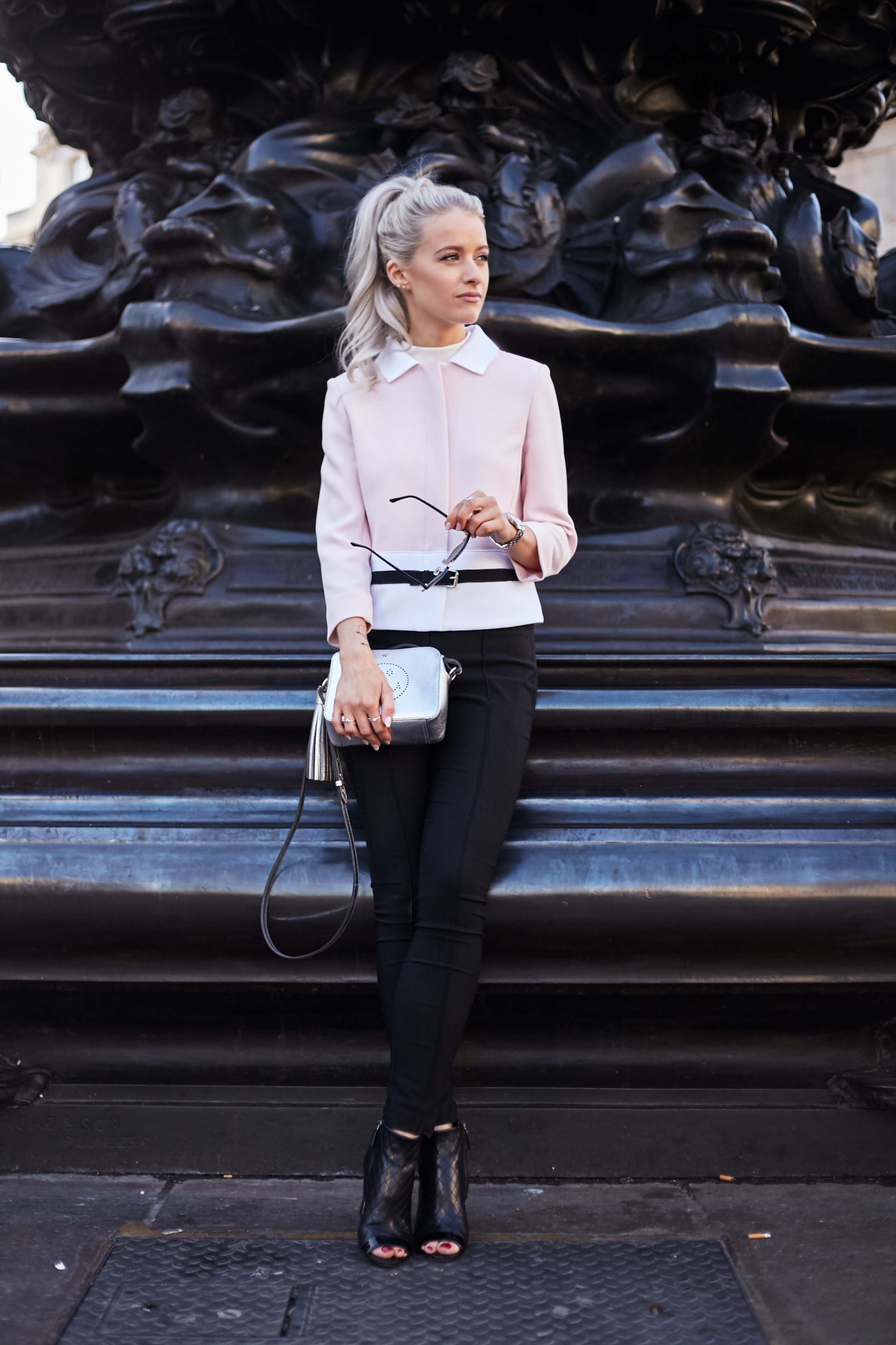 Where To Find The Best Fashion Inspiration Inthefrow