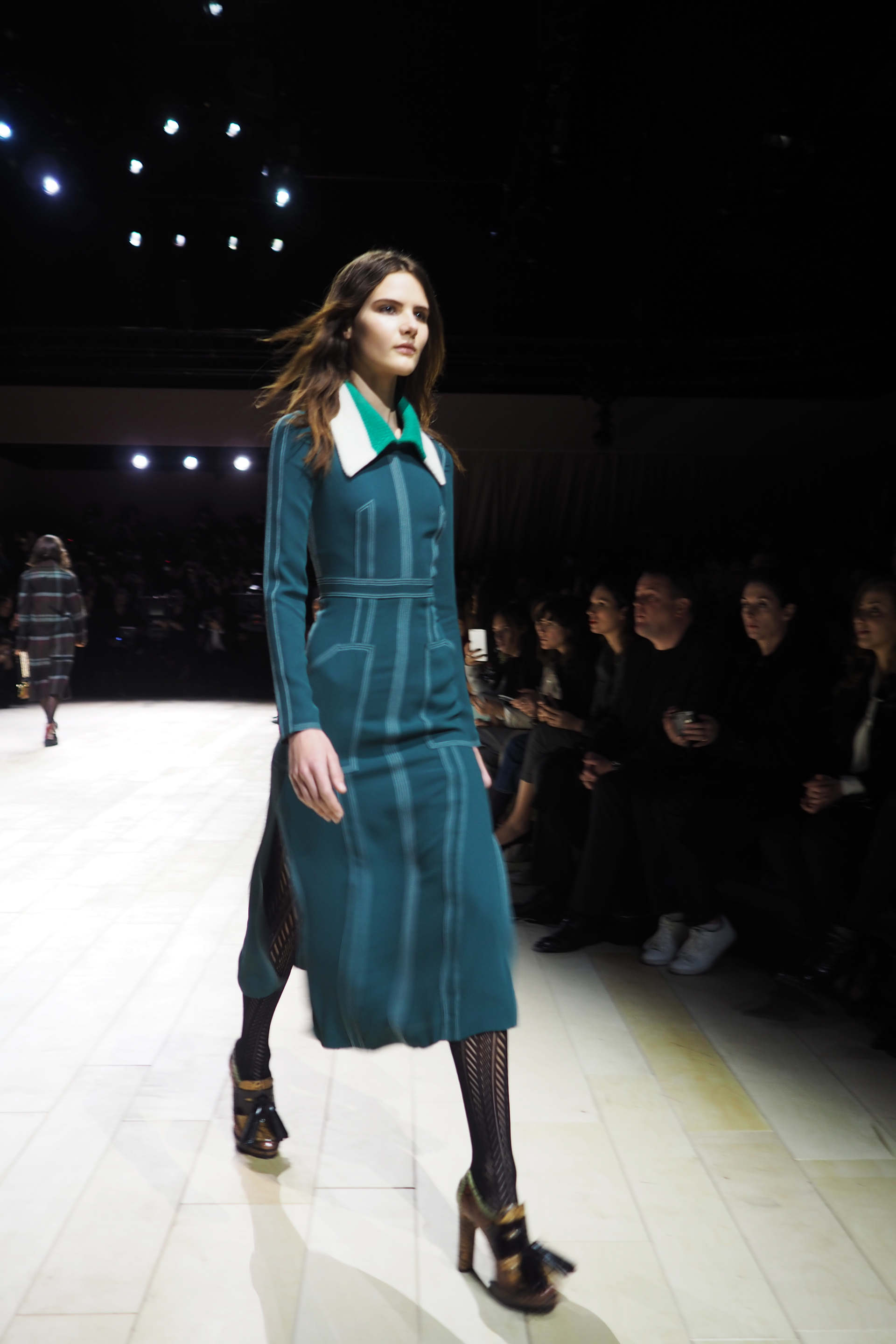 OLYMPUS DIGITAL CAMERA burberry london fashion week autumn winter 2016 a/w16 inthefrow