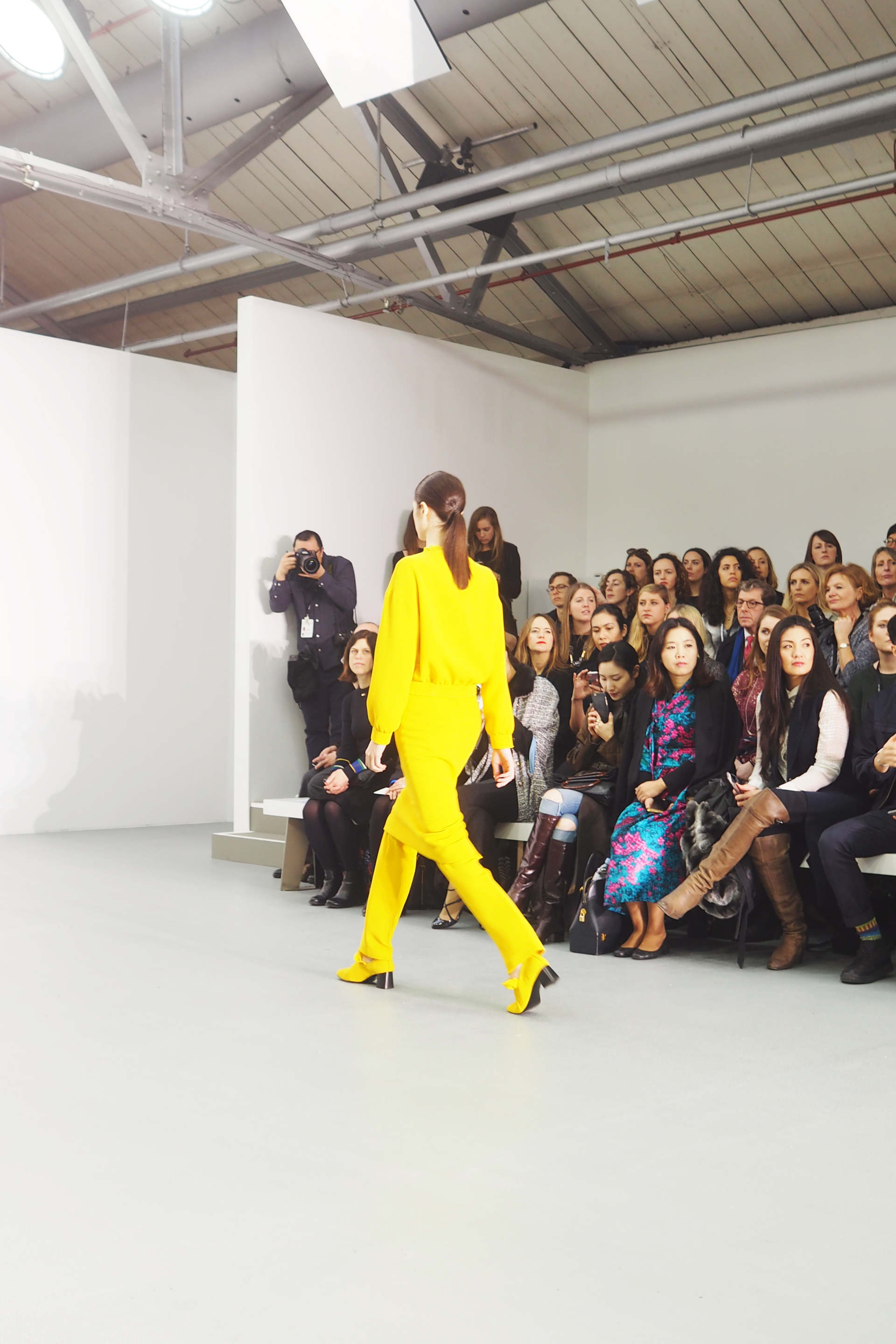 OLYMPUS DIGITAL CAMERA j js lee a/w16 london fashion week inthefrow