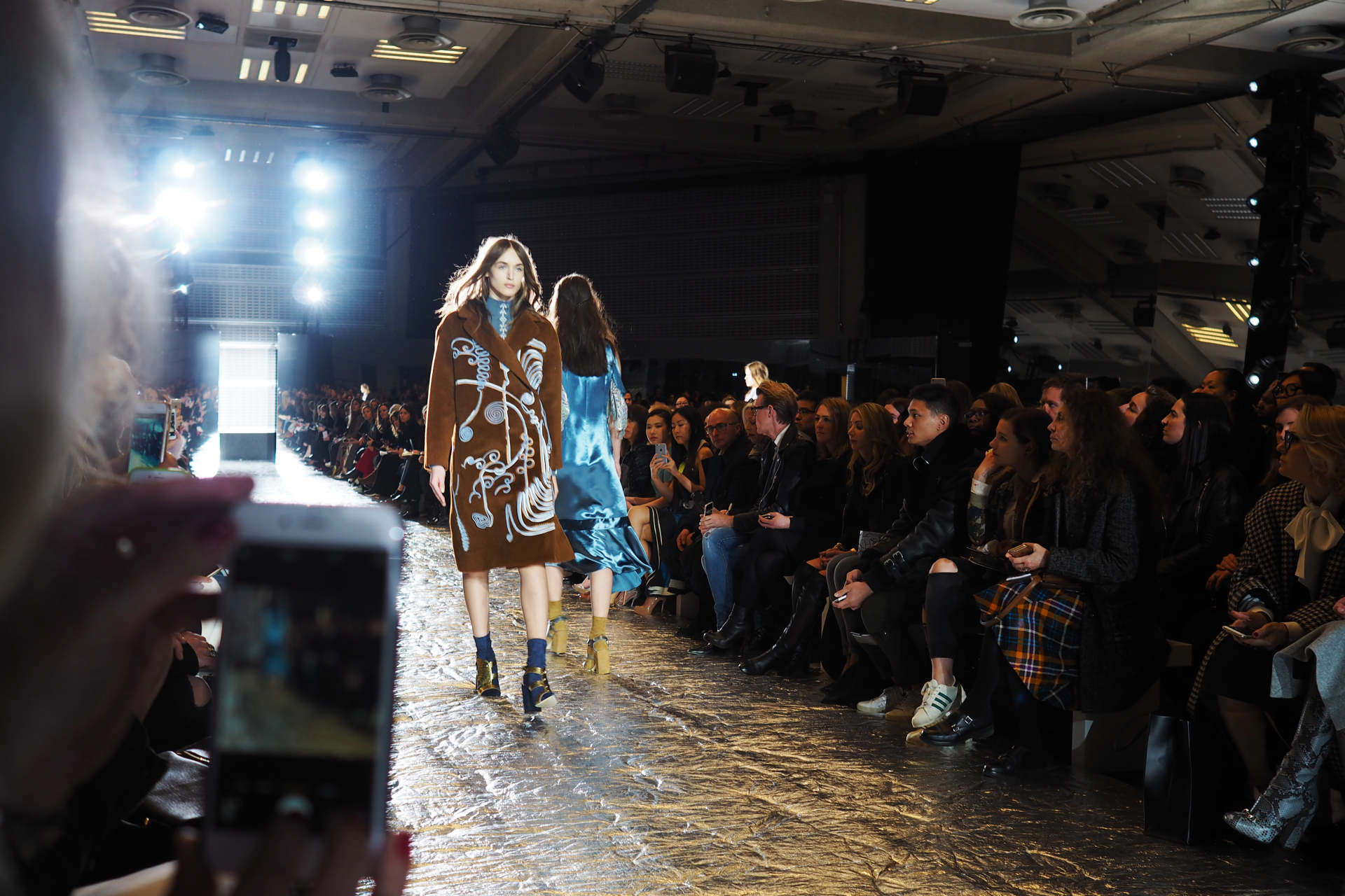 OLYMPUS DIGITAL CAMERA peter pilotto london fashion week a/w16 inthefrow