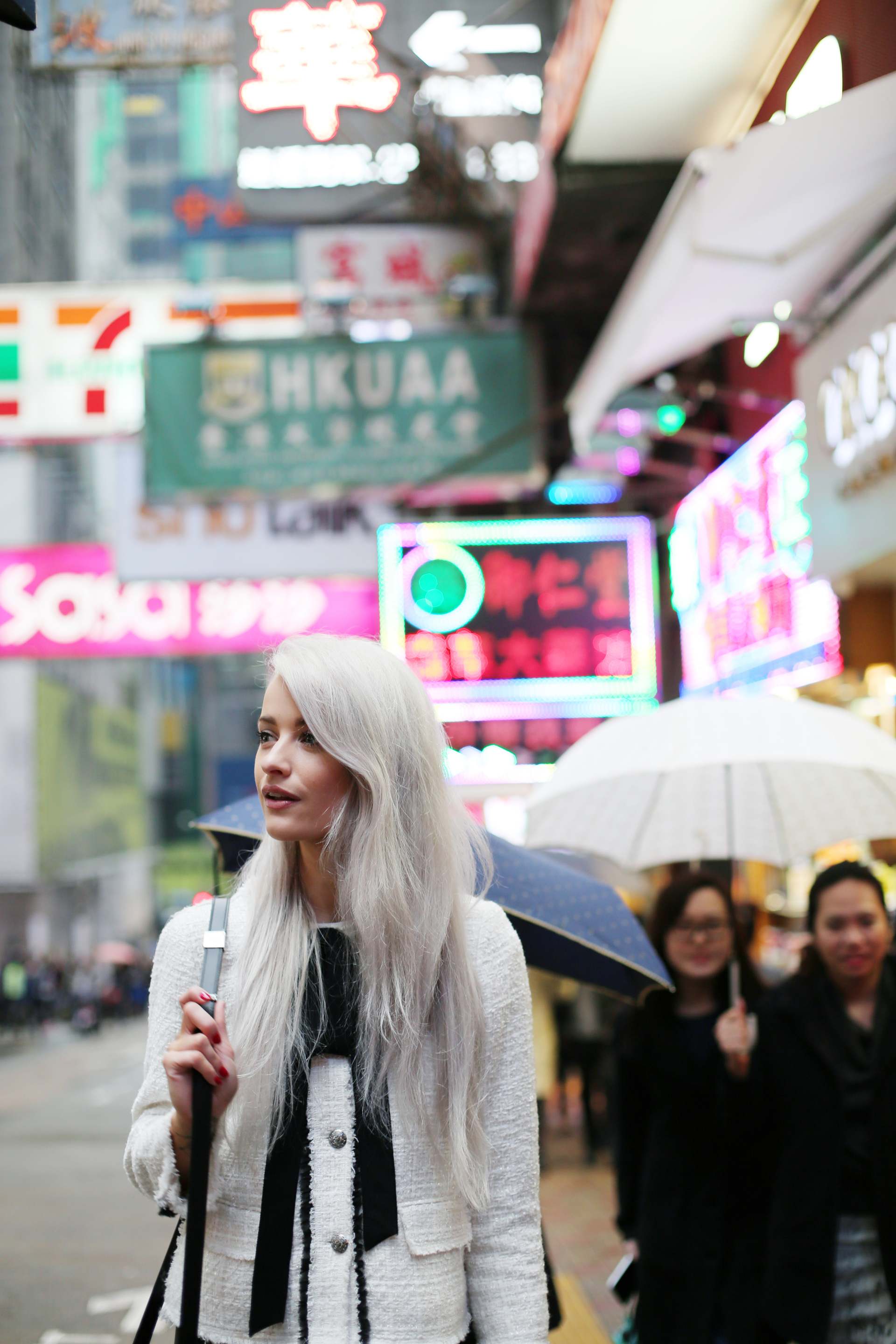 5G5A0465 inthefrow hong kong with mcm