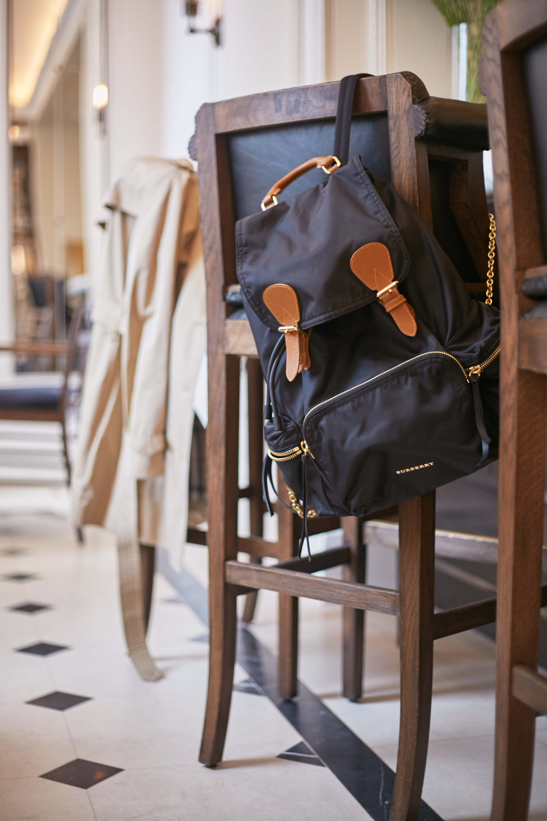 In The Frow Burberry - Amber-Rose Photography 45 mothers day at burberry thomas's cafe inthefrow