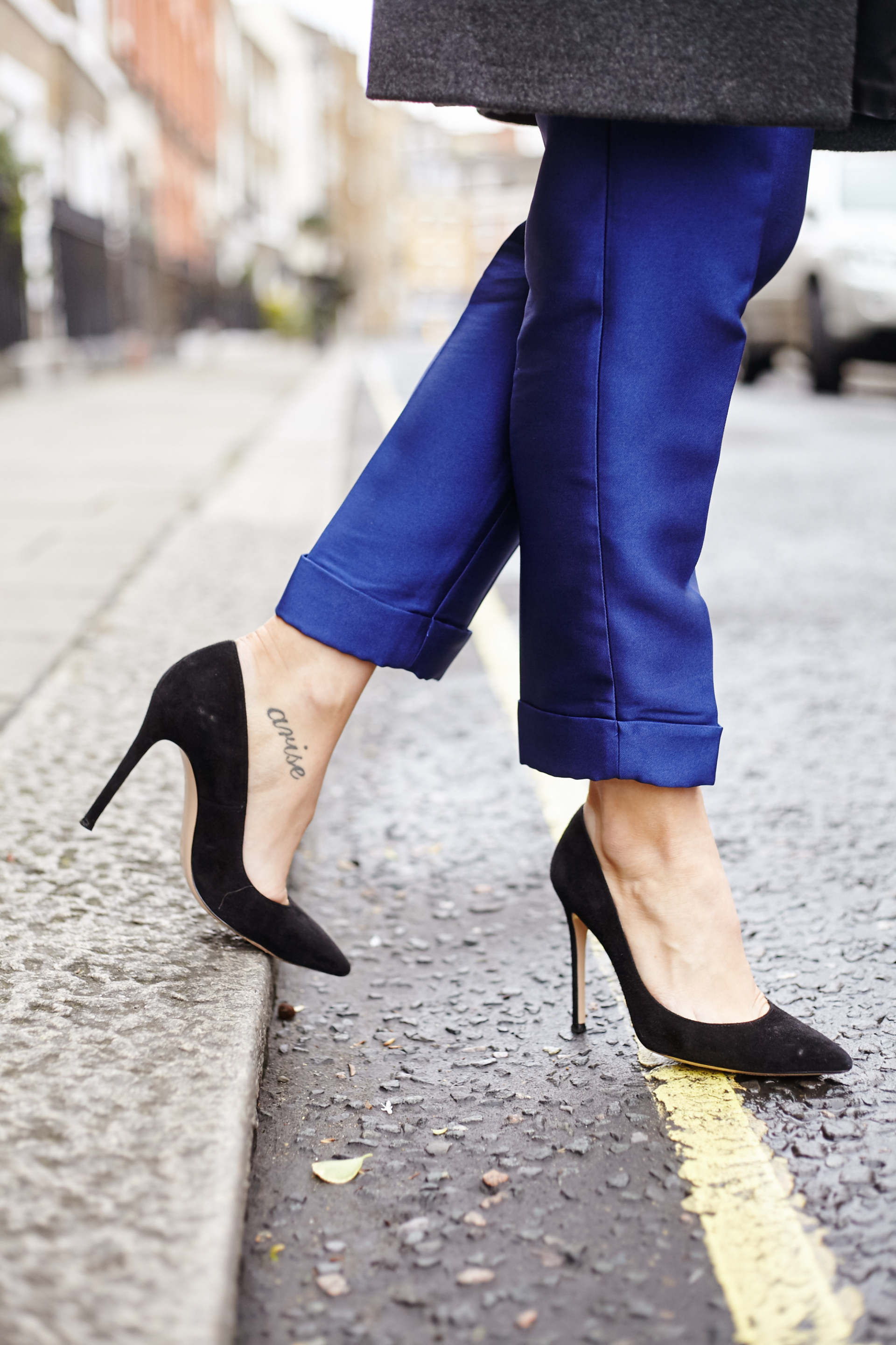 InTheFrow LFW3 - Amber-Rose Photography 24 inthefrow threefloor blue trousers, gianvito rossi black heels,