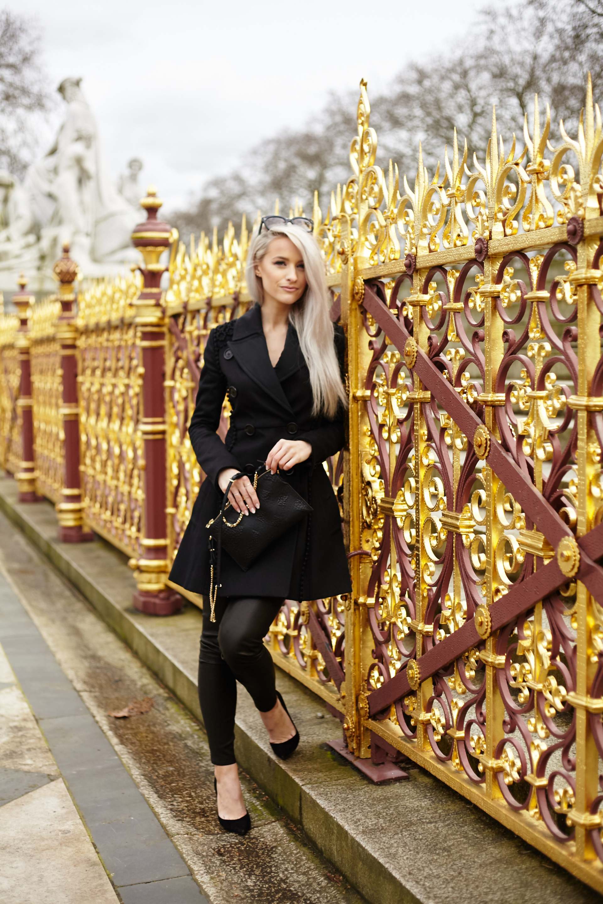 InTheFrow LFW4 - Amber-Rose Photography 20 inthefrow burberry black trench coat