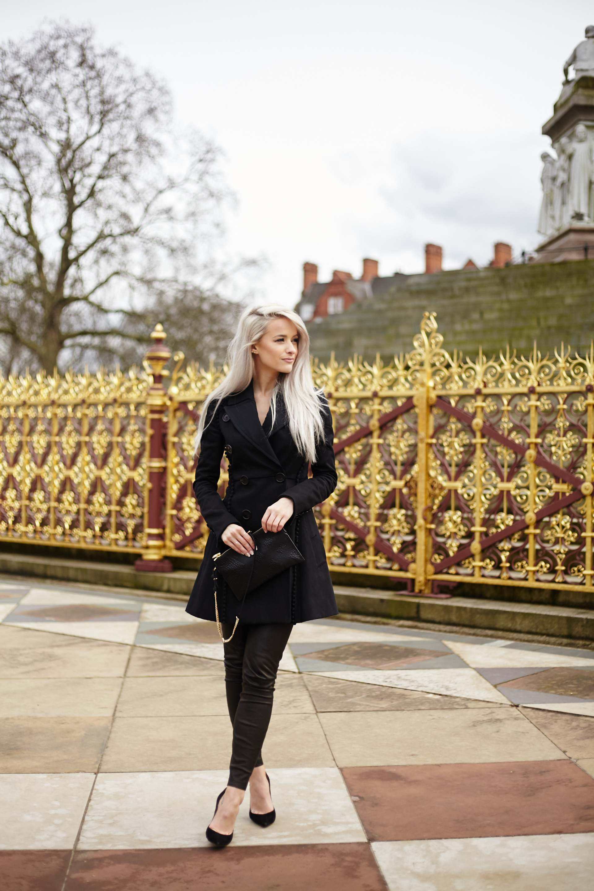 InTheFrow LFW4 - Amber-Rose Photography 6 inthefrow burberry black trench coat
