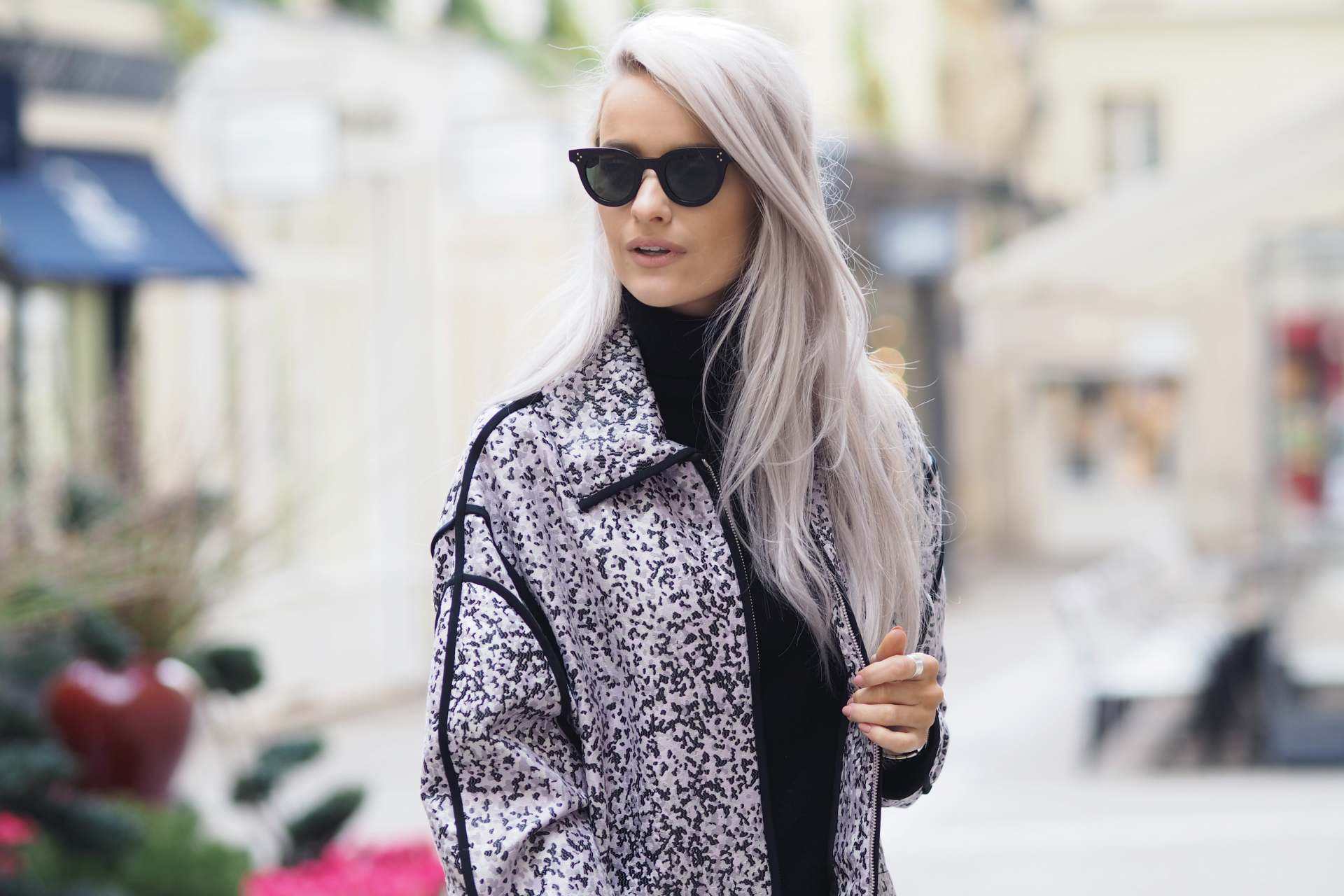 P3080401 inthefrow paris fashion week kenzo lilac leopard print jacket and valentino rockstuds in powder