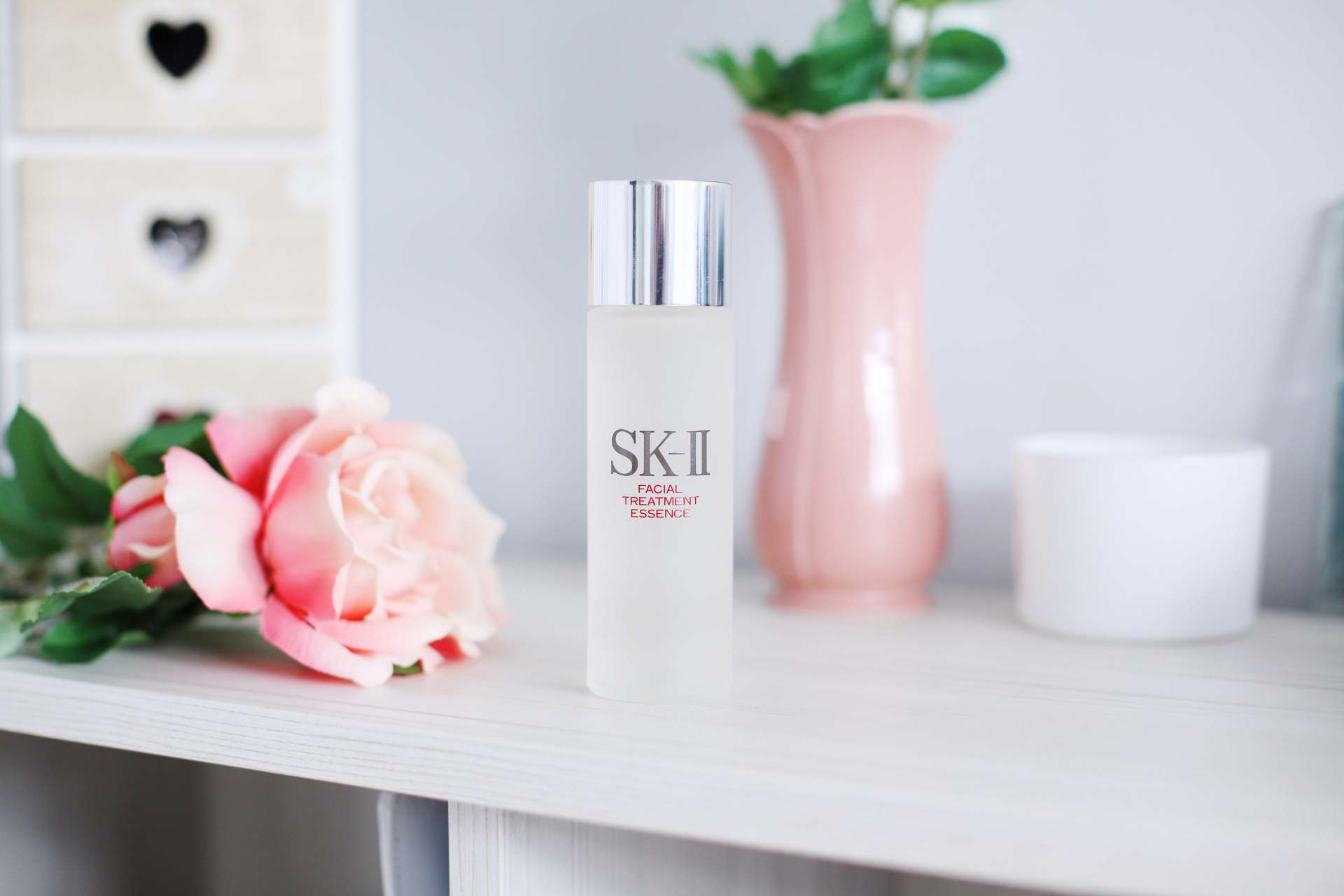5G5A1623 sk-II facial essence, inthefrow