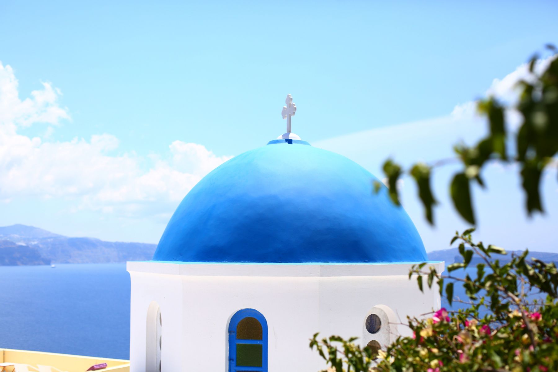 5G5A3344 exploring oia, santorini / inthefrow