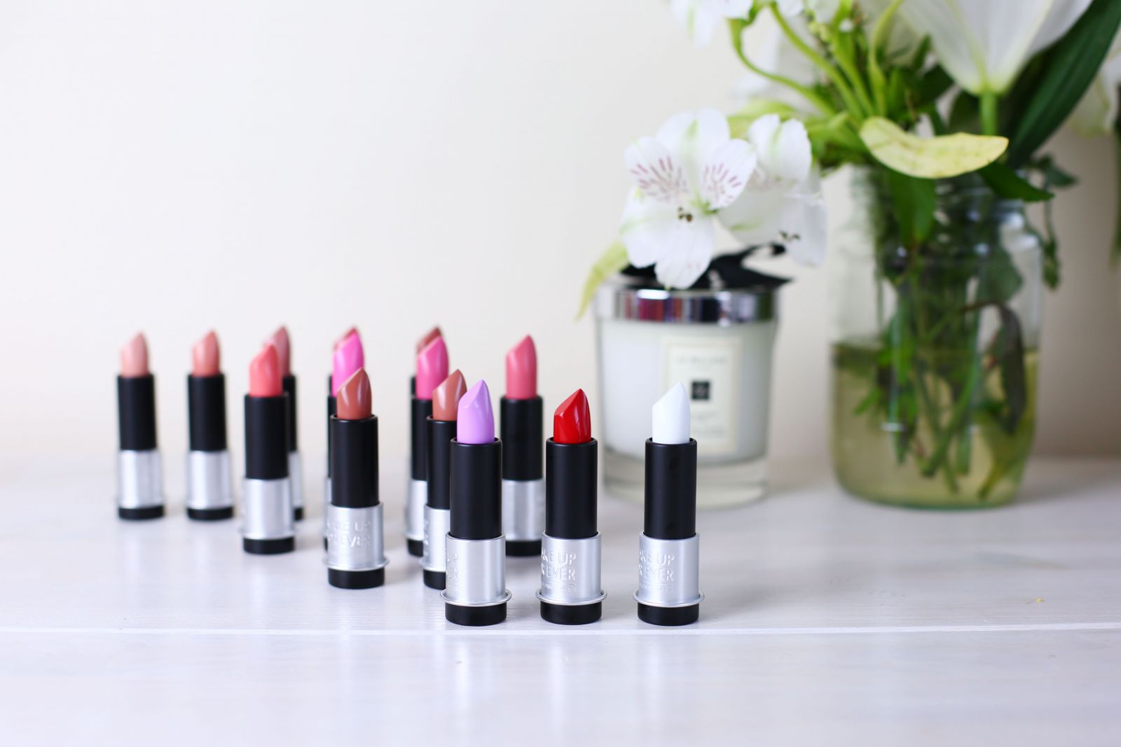 5G5A4341 makeup forever lipsticks