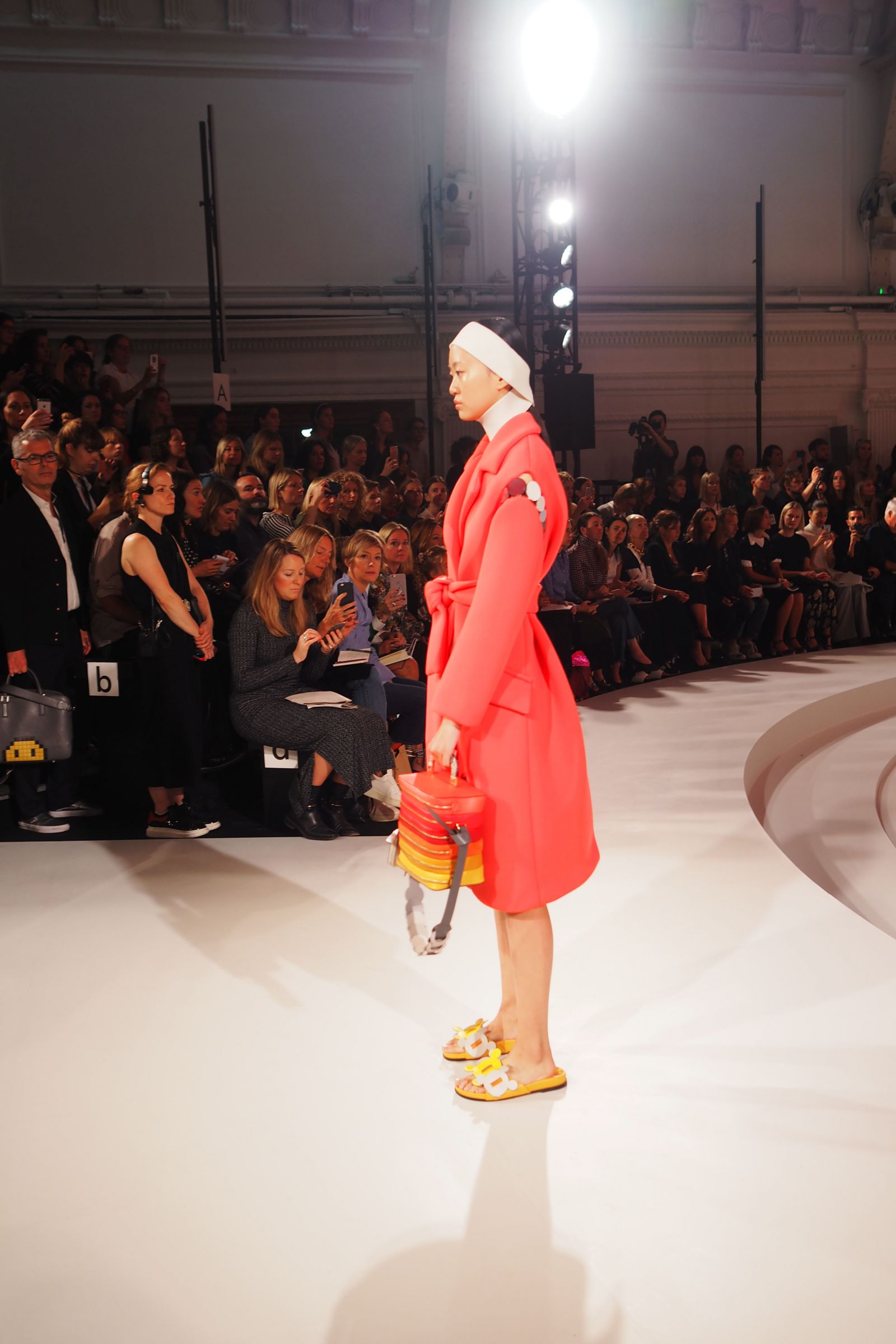 p9181925 London Fashion Week Spring Summer 2017 by Inthefrow