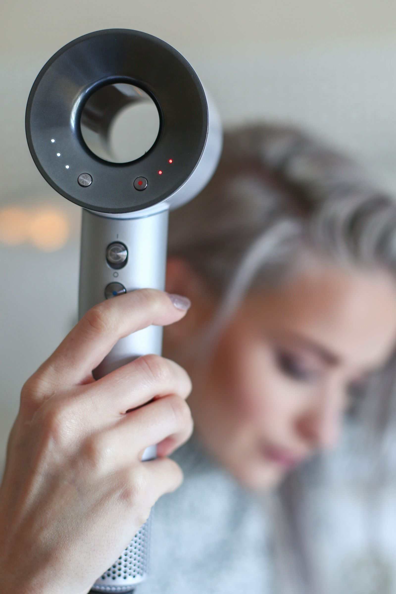 Is this the best Hairdryer on the Market?! The Dyson Supersonic Inthefrow
